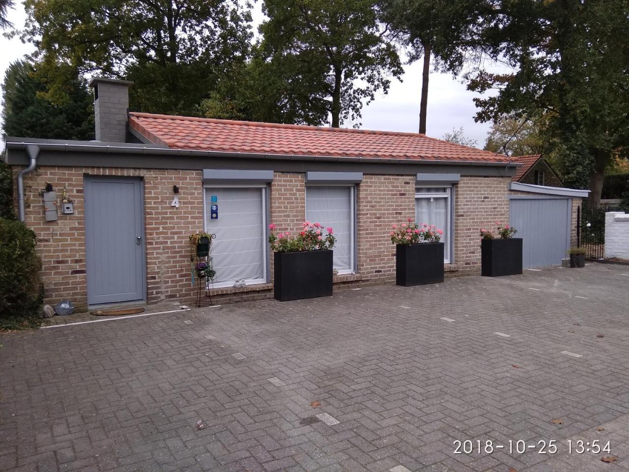 Holiday Home Harmony Brecht Exteriör bild